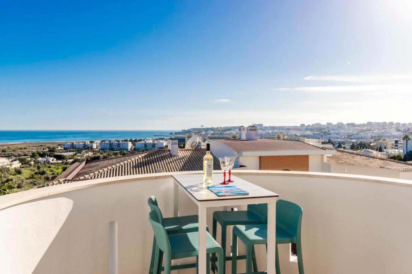 Alba-mar Sea View Penthouse Lagos